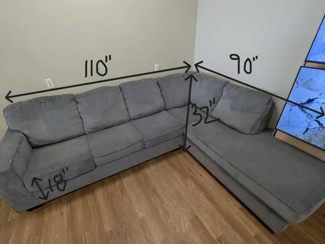 ASHLEY LIVINGROOM PACKAGE - Photo 2