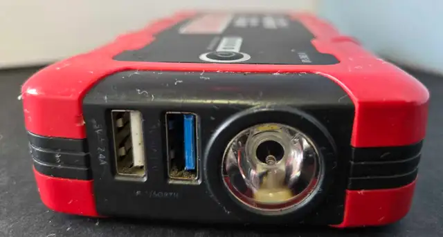 MOTOMASTER JUMP STARTER/POWERBANK  011-2062-4 ' AS IS' - Photo 2