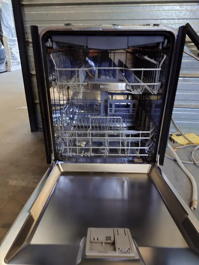 Bosch '24' Stainless Steel Dishwasher on Sale‼️ - Photo 4