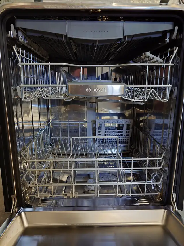 Bosch '24' Stainless Steel Dishwasher on Sale‼️ - Photo 5