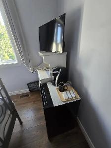 Bedroom For Rent /Chambre À Louer (Available Now/All Inclusive) - Photo 2