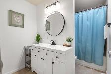 OH! Extensively Renovated 4dbrm Bungalow w/ 3-Season Sunroom! - Photo 7