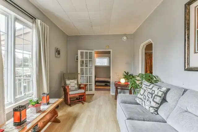 2 Bedroom Home for Sale in Manor Park Neighbourhood - Photo 3