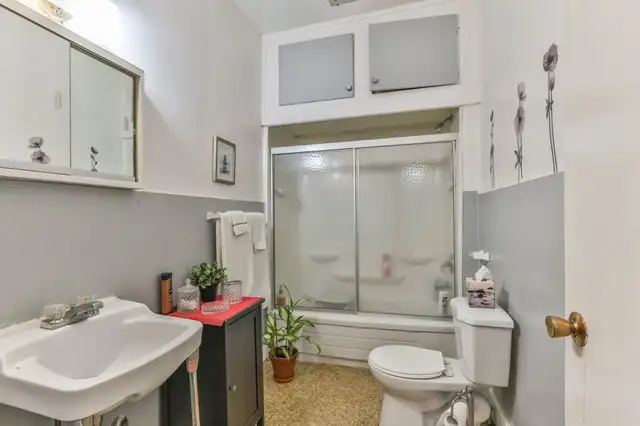 2 Bedroom Home for Sale in Manor Park Neighbourhood - Photo 9