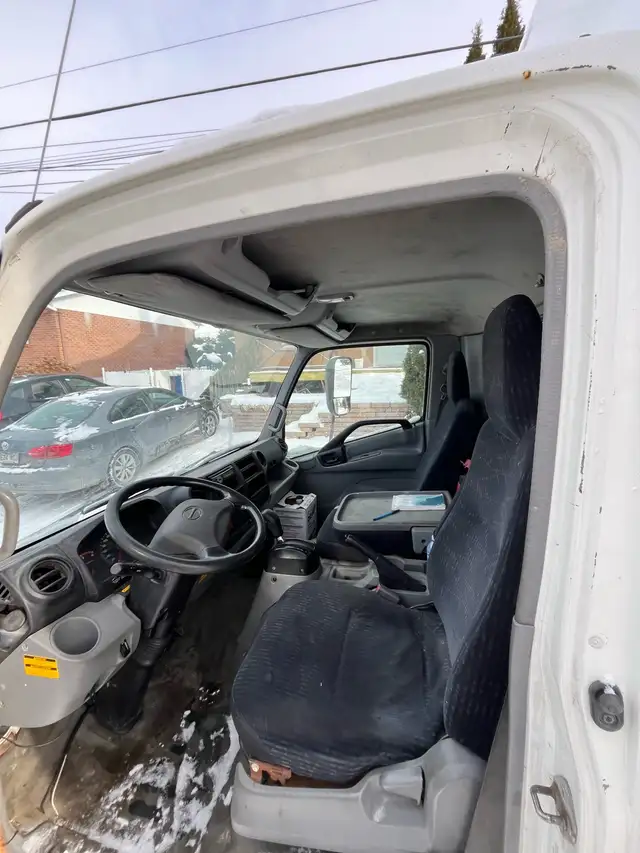 Hino 195 2016 20’ - Photo 4
