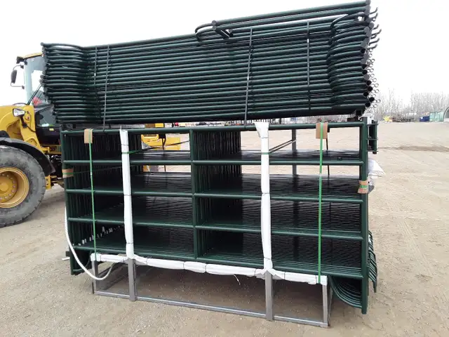54 Corral Panels & 2 Gates – 10×5 ft Livestock Panels - Photo 2