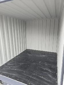 10ft, 9ft and 8ft mini shipping containers available now !!!!