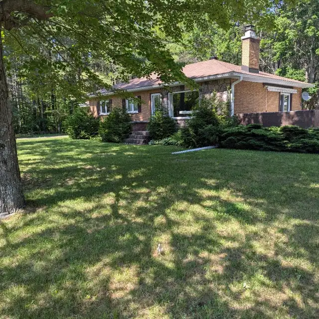 Military being posted in or relocating to a new position at CNL? - Photo 8