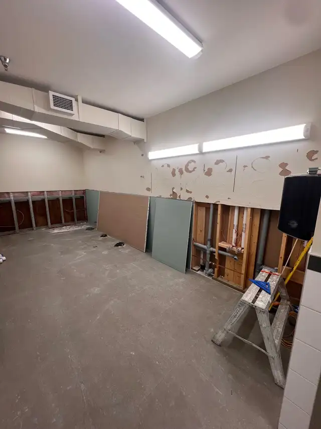 Handy Man Wanted!! - Photo 4