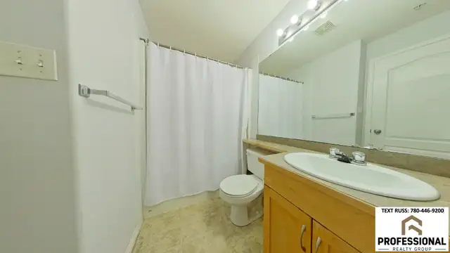 2 Bed / 2 Bath South Side Apartment with Parking - Photo 5