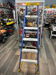 Featherlite 6t Fibreglass Ladder - Photo 2