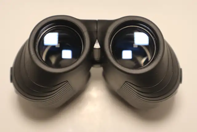 BUSHNELL POWERVIEW 10X25  BINOCULARS WITH CASE - Photo 3