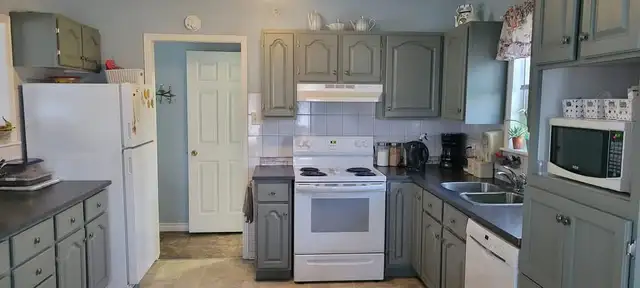 Room available in Special Care Home Level -2 - Photo 3