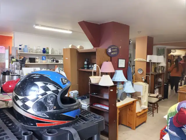 INDOOR NOT FOR PROFIT YARD SALE - Photo 3