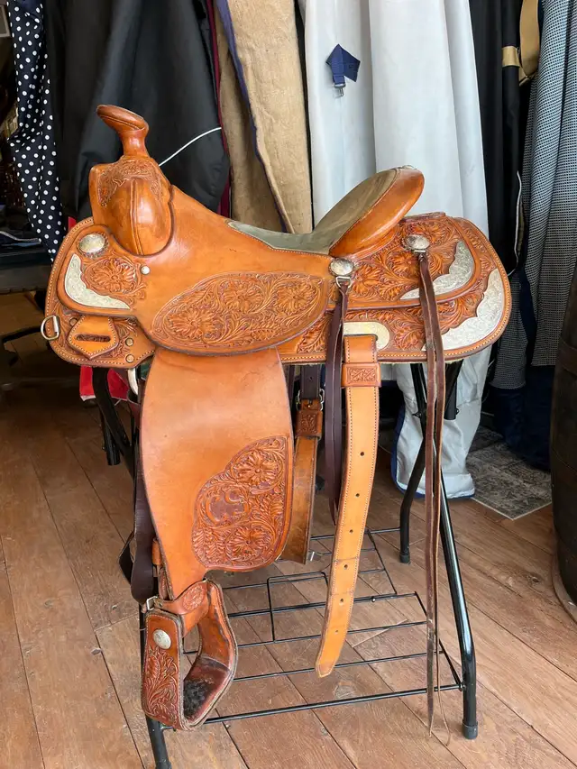 Deryk Pitts Saddle - Photo 2