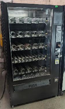 Vending Machines for Sale - Photo 7