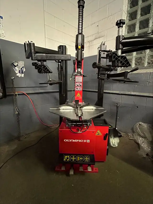 Tire Changer Machine – Auto Shop & Mechanic Use - Photo 2