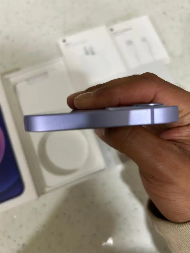 iPhone 12 128gb Airpods/Fast Charger/Delivery - Photo 2