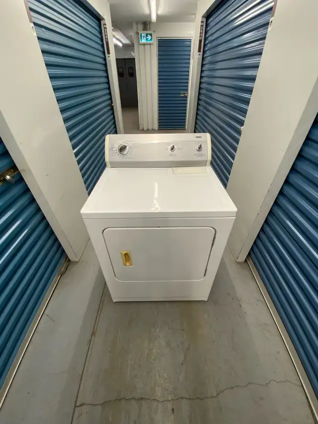 WHITE ELECTRIC DRYER