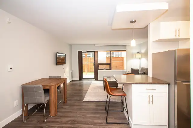 190 Smith Apartment Suites - One-Bedroom Suite (with patio) Apar - Photo 4