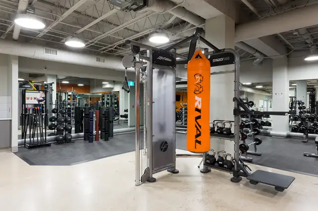 190 Smith Apartment Suites - One-Bedroom Suite (with patio) Apar - Photo 19