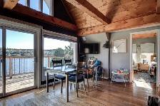 Private Long Lake Waterfront Estate on 2.5 Acres - Photo 4