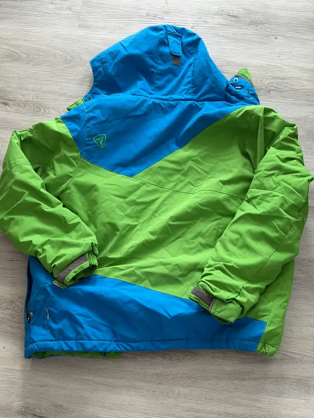 Winter Jacket - Photo 4