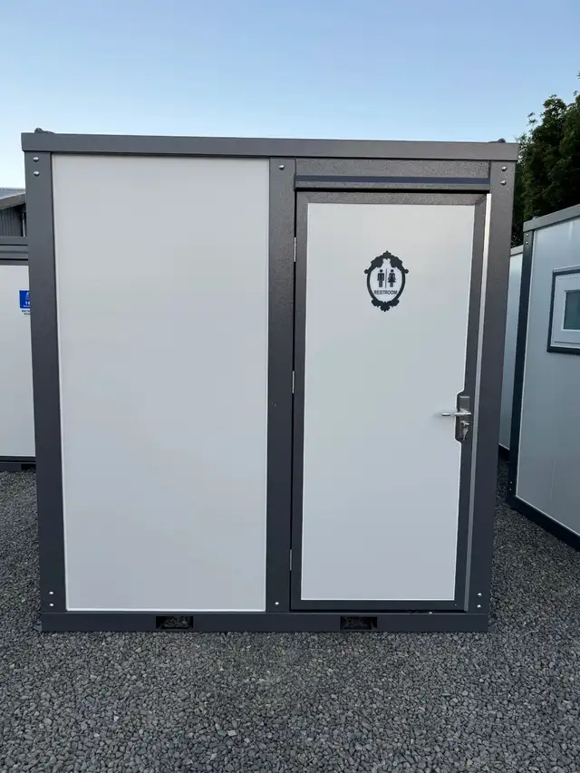 Heavy Duty Portable Toilet with Bathroom – Job Sites - Photo 2