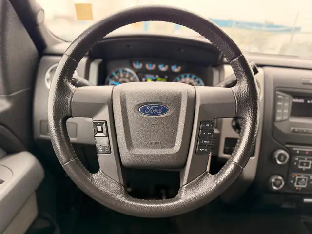 2013 Ford F-150 XLT  Crew Cab 5.0L V8 - Photo 11