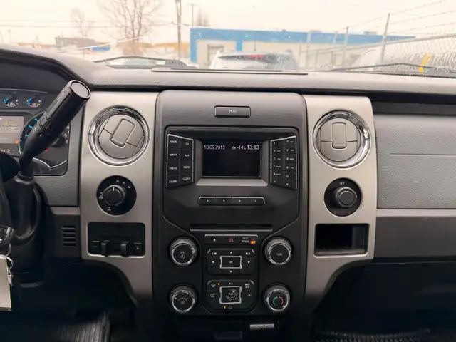 2013 Ford F-150 XLT  Crew Cab 5.0L V8 - Photo 20
