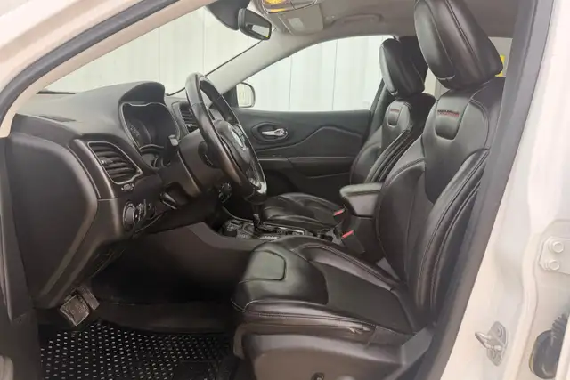 2019 Jeep Cherokee Trailhawk 4WD - Photo 15
