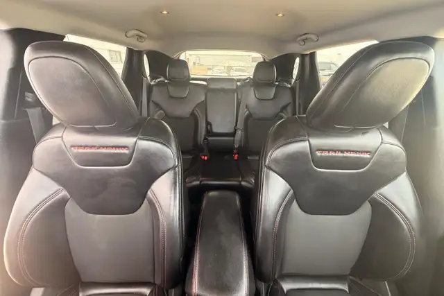 2019 Jeep Cherokee Trailhawk 4WD - Photo 17