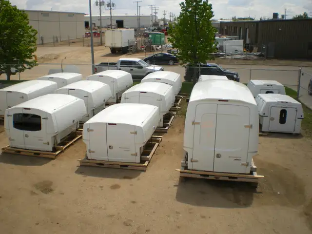 New Spacekaps, Service Body Slide-Ins, Fiberglass Slide-Ins - Photo 7