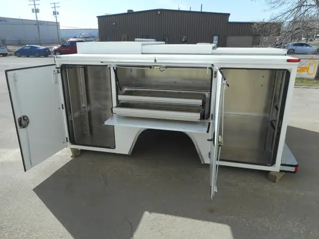 New 9' Aluminum Painted Service Body - Photo 8