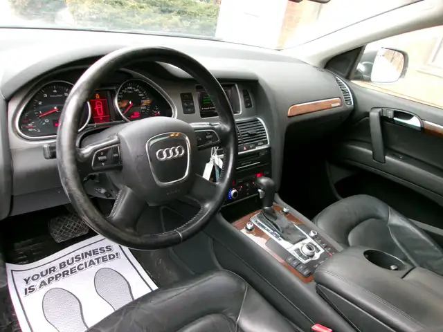 2011 Audi Q7 3.0L Premium QUATTRO | 7-SEATER | SUNROOF - Photo 8