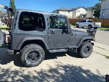 Jeep Wrangler - Photo 2