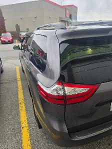 2015 Toyota Sienna FOR SALE - Photo 4