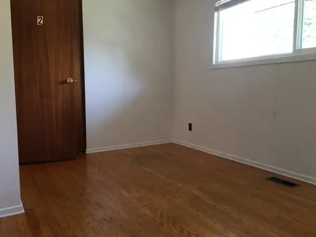 7 Rooms Student rental housing  10 mins dis to UW - Photo 28