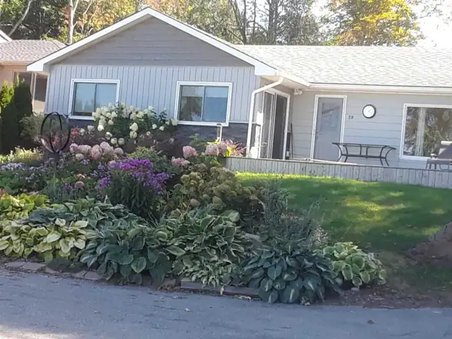 Kincardine Lakeside Cottage
