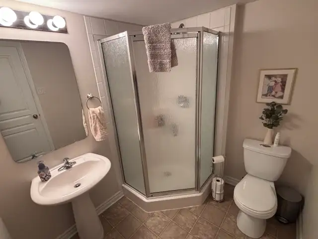 Kanata 2 bedroom, 2 bath Condo For Rent - Photo 8