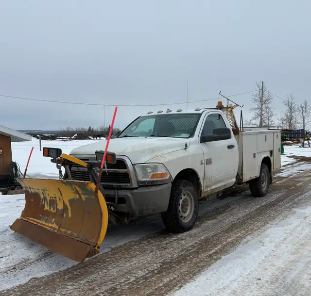 2011 Dodge 3500 with snow blade