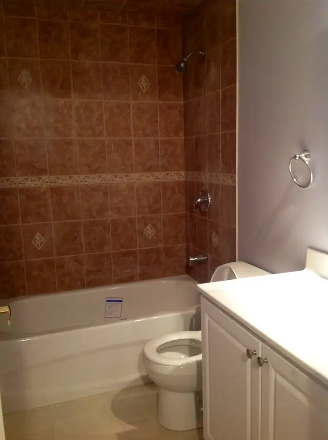 Markham & Steeles Rd Beautiful 1bdr Basement Apt with parking - Photo 4