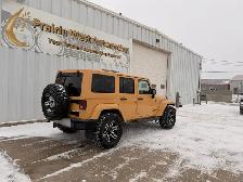 2013 Jeep Wrangler Unlimited Sahara 4WD - No Reported Accidents - Photo 5