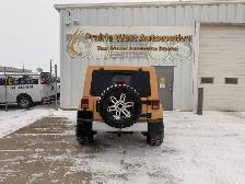 2013 Jeep Wrangler Unlimited Sahara 4WD - No Reported Accidents - Photo 6