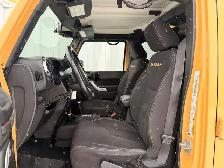 2013 Jeep Wrangler Unlimited Sahara 4WD - No Reported Accidents - Photo 13
