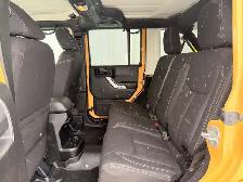 2013 Jeep Wrangler Unlimited Sahara 4WD - No Reported Accidents - Photo 14