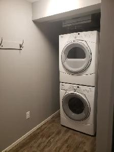 LOOKING FOR THAT SPECIAL SUITE? LOOK NO FURTHER  1BDRM 1 DEN - Photo 8