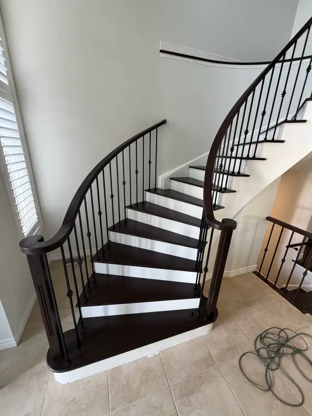 tiles - hardwood - vinyl - laminate - stair - Photo 9