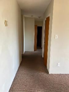 2 BHK near Metrotown - Photo 11