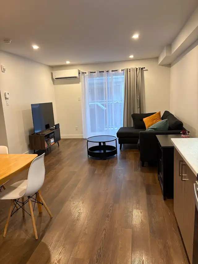 Beau et grand 3 1/2 avec Garage - Photo 3